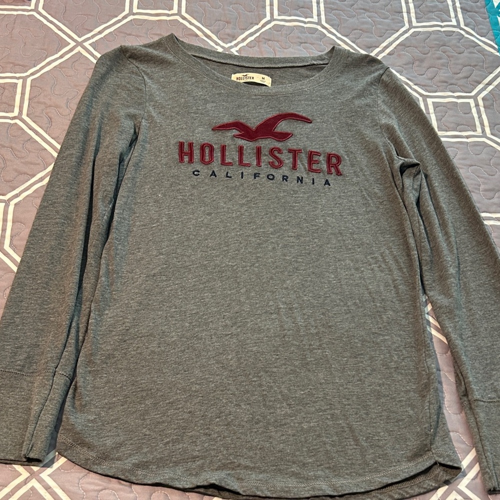Hollister Heather Gray Long Sleeve Tee